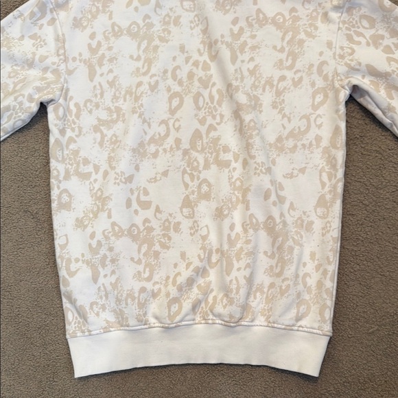 Gymshark White and Cream Patterned Hoodie - Picture 7 of 10